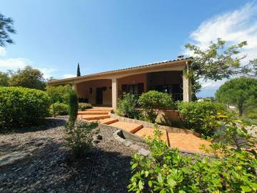 Maison De Vacances pour 7 Personnes dans Montbrun-des-Corbières, Région de Narbonne, Photo 4