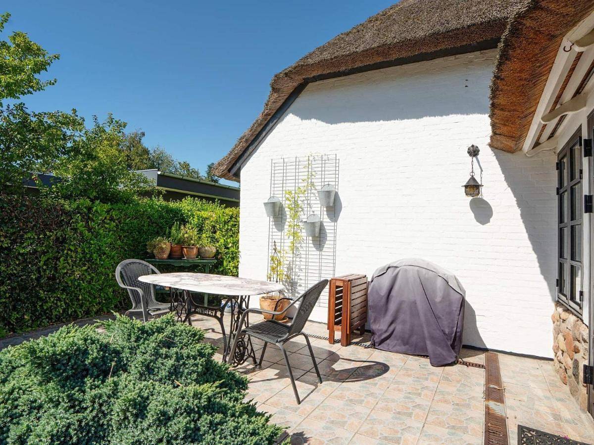 Three-Bedroom Holiday Home in Schwedische Ostsee