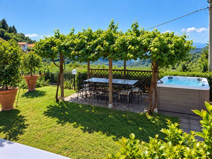 Shaleo, Private Pool & Jacuzzi, Marliana - Shaleo in Marliana, Provincia di Pistoia
