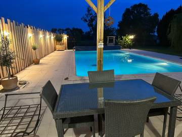 Chambre d’hôte pour 2 personnes, avec jardin et piscine dans le Jura