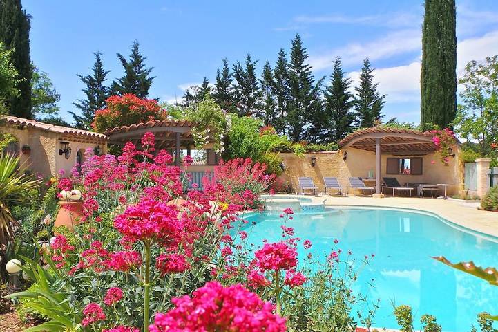 Provence / Luberon - Villa independiente con piscina y jacuzzi (8 pers.) in Saint-Saturnin-lès-Apt, Parque natural regional del Luberon
