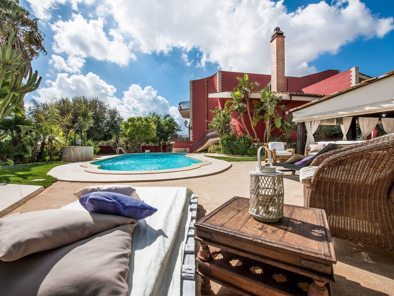 Villa Maya' Anwesen mit Infinity Pool in Mazara del Vallo, Provincia de Trapani