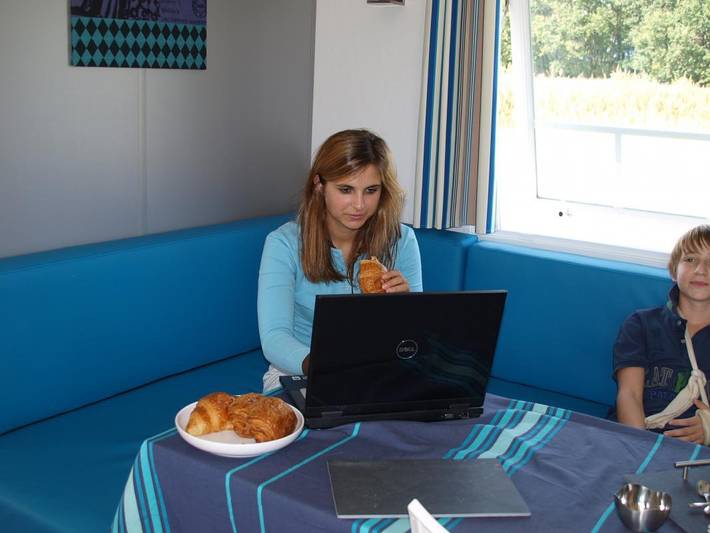 Gîte pour 4 personnes, avec jardin et piscine à Orist - 3