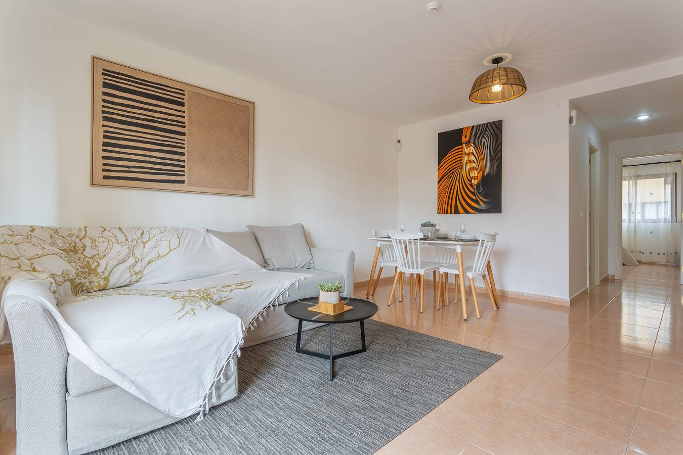 Apartamento inteiro, Apartamento de Férias 'Casa Piña Colada' com Varanda e Wi-Fi in Oasis Tamarindo, La Oliva