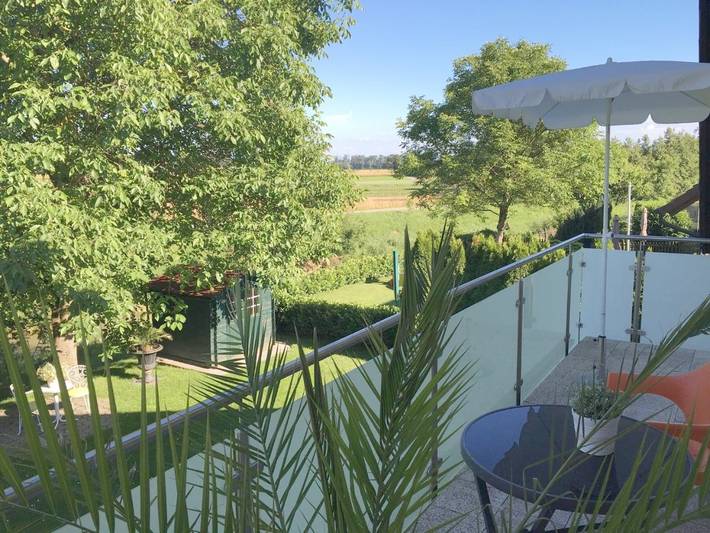 Ferienwohnung für 3 Personen, mit Balkon und Ausblick in Bermatingen - 2
