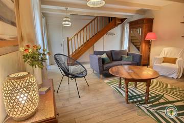 Gîte pour 6 Personnes dans Plougrescant, Région de Lannion, Photo 1