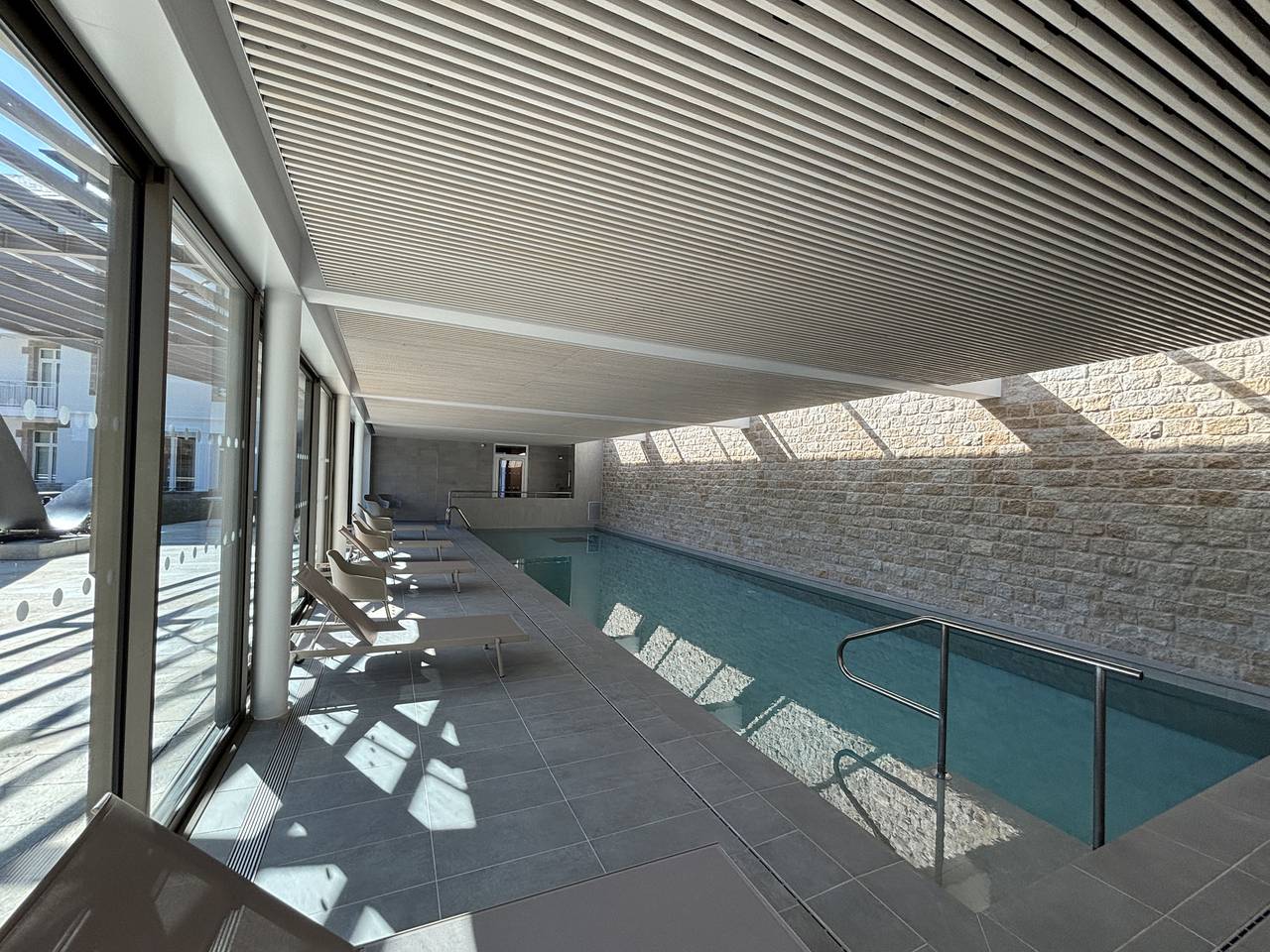 Entire apartment, Les Roches Blanches · Appartement dans résidence a in Trébeurden, Pink Granite Coast