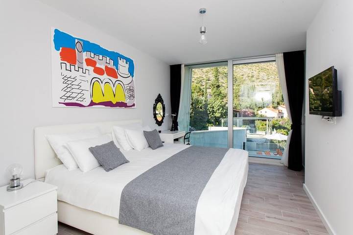 Villa Dupcic - Five-Bedroom Villa with Private Pool and Sea View in Zaton, Grad Dubrovnik