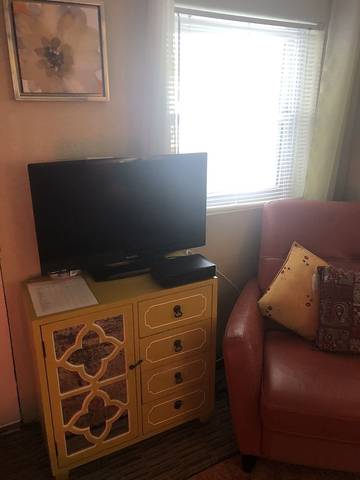 Apartment for 2 Guests in Jacksonville, Duval County, Picture 3