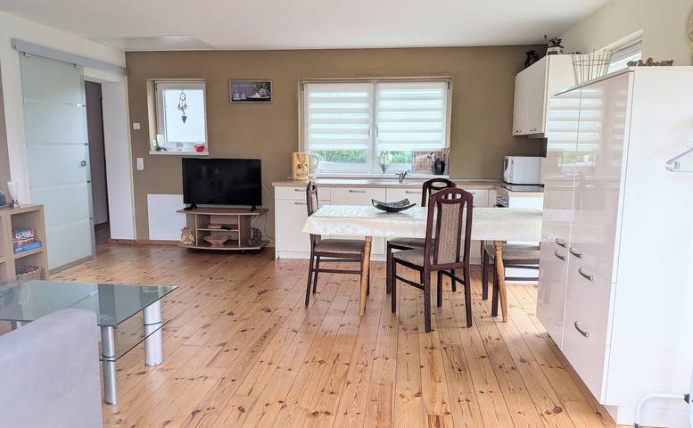 Ferienwohnung für 5 Personen, mit Balkon und Garten