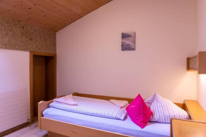 Ferienwohnung für 5 Personen, mit Balkon und Garten in Grän - 3