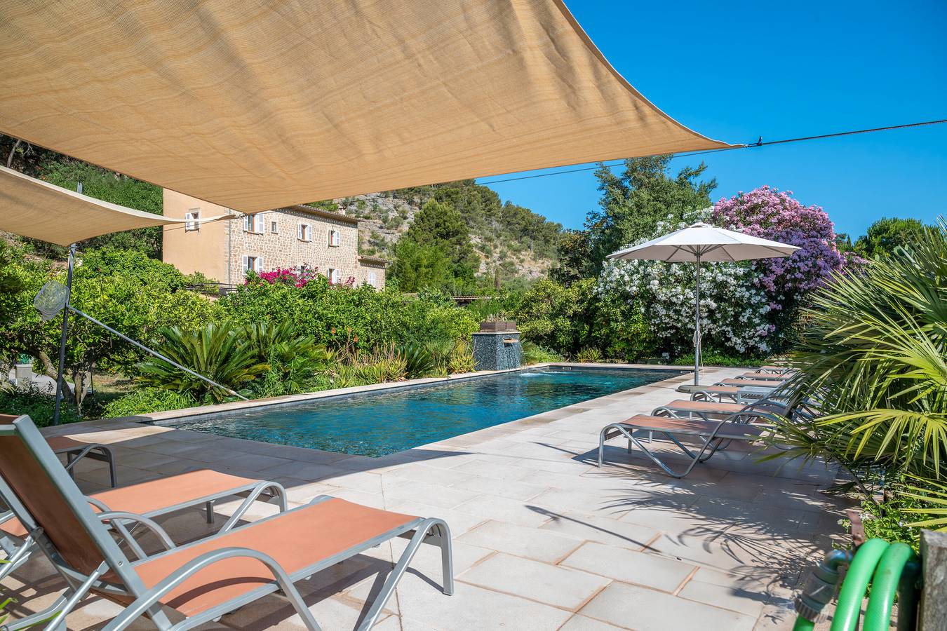 Casa rurale 'Es Coster Des Port' con vista montagna, Wi-Fi e aria condizionata in Sóller, Maiorca occidentale