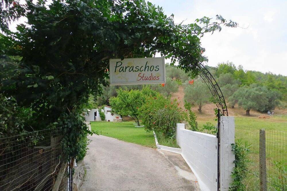 Skiathos, Trulos Beach Studios 500 Metres From The Beach. in Troulos, Sporaden