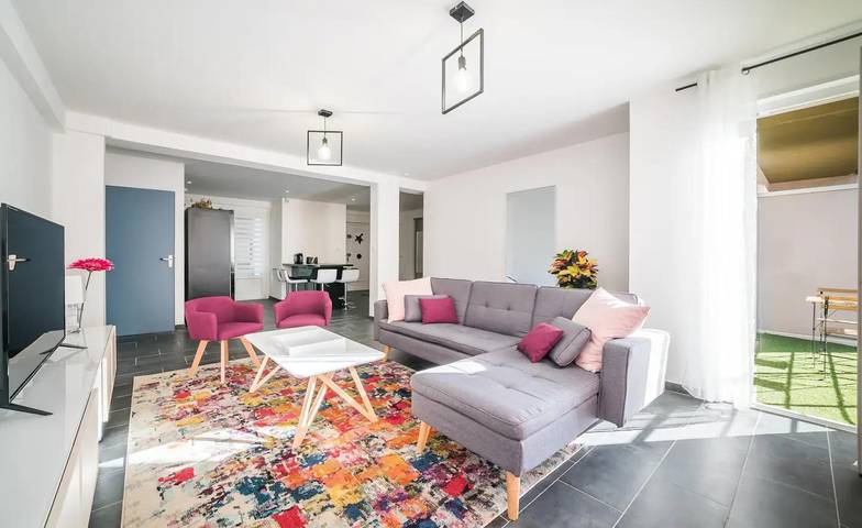 Gîte pour 6 personnes, avec Balcon et Terrasse