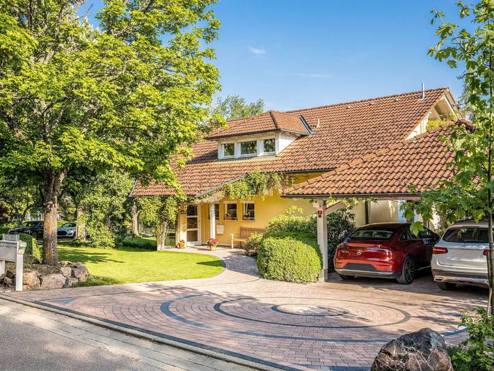 Ferienwohnung für 2 Personen, mit Pool und Garten sowie Sauna, kinderfreundlich in Bad Dürrheim - 2