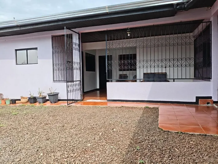 Maison d’hôte pour 4 personnes, avec vue ainsi que jardin et terrasse, adapté aux familles - 1