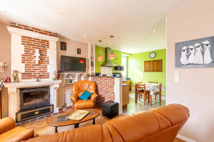 Komfortables Haus in Rostrenen mit Garten und Kamin in Rostrenen, Guingamp Region