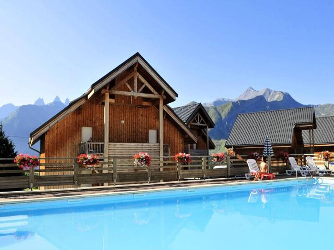 Apartamento entero, Apartamento en Saint-Jean-d'Arves con piscina in Saint-Jean-d'Arves, Región de Saint-Jean-de-Maurienne
