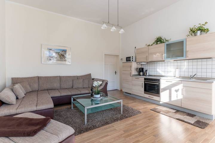 Appartement de vacances entier, Villa Seiler in Binz, 3-Raum Ferienwohnung Nr. 5 , Toplage, wenige Schritte zum Strand in Ostseebad Binz, Binz