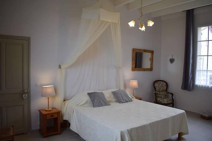 Location de vacances pour 25 personnes, avec jardin ainsi que sauna et jacuzzi à Singleyrac - 2