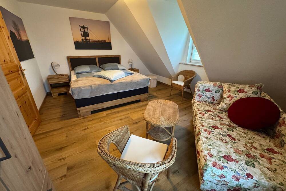 Haus Deichgraf - Haus Deichgraf / Reinhard Mathieu in Friedrichskoog-Spitze, Friedrichskoog