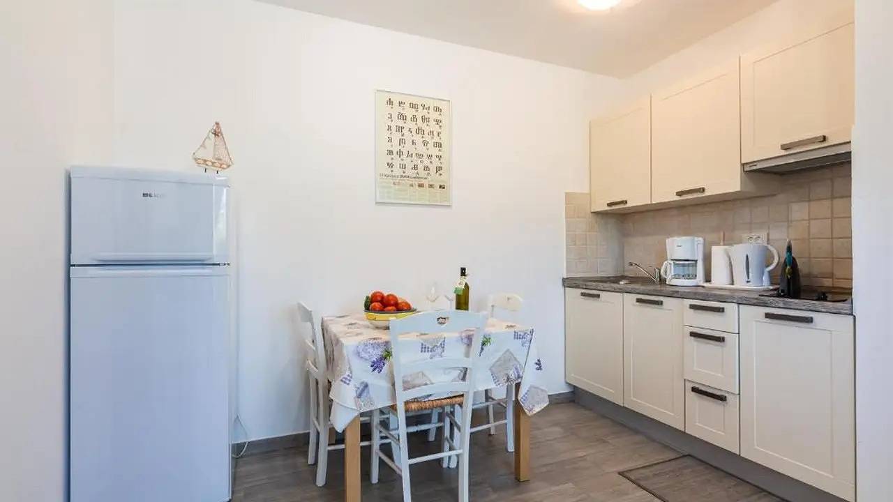Ganze Ferienwohnung, Ferienwohnung für 3 Personen (37 m²) in Jurandvor in Baska, Krk