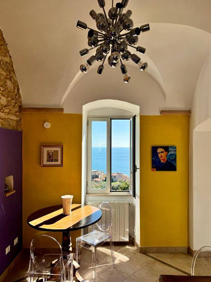 Le stanze sul mare in Crosa (Verezzi), Borgio Verezzi