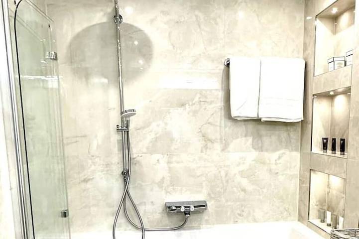 Ferienwohnung für 5 Personen, mit Sauna und Whirlpool in Teltow - 4