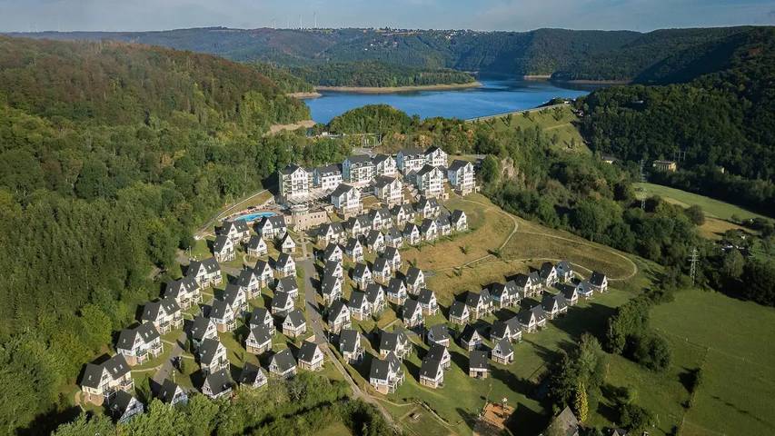 Ferienwohnung für 5 Personen, mit Sauna und Terrasse sowie Pool in Heimbach