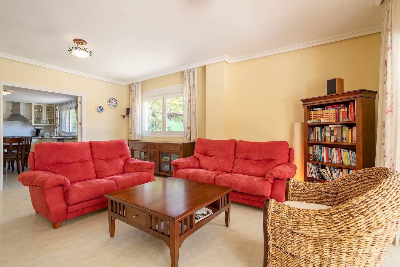 Beautiful Villa Fortuna for 8 with Private Pool, Terrace & Wi-Fi in La Merced, el Campello