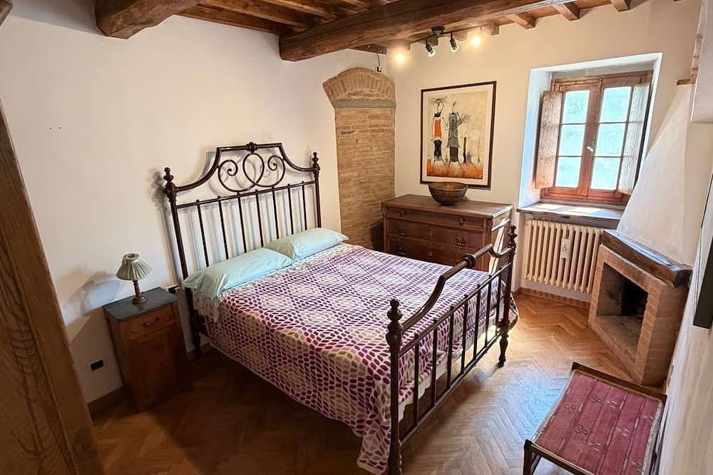 Farmhouse Il Colle - Rustic apartment surrounded by greenery with swimming pool in San Godenzo, Florenz Provinz