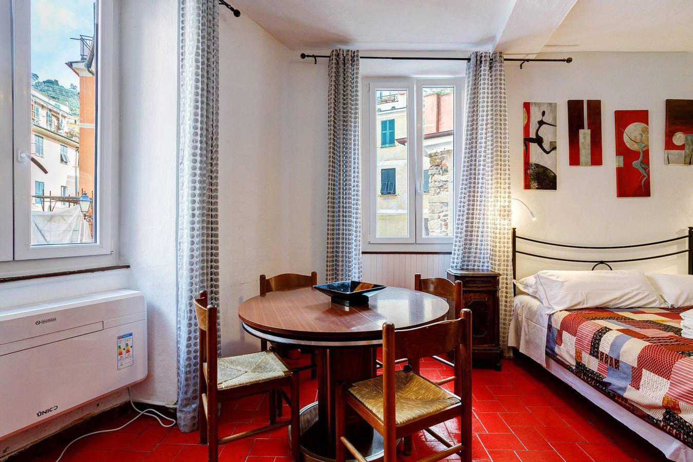 Ganze Wohnung, Apartment „Roby's Flat“ mit Bergblick, Wlan und Klimaanlage in Vernazza, Vernazza Gemeinde