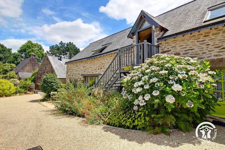 Chambre d’hôte pour 2 personnes, avec Terrasse ainsi que Jardin et Vue dans le Morbihan - 2
