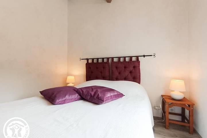 Location de vacances pour 2 personnes, avec piscine et jardin à Vayrac - 3