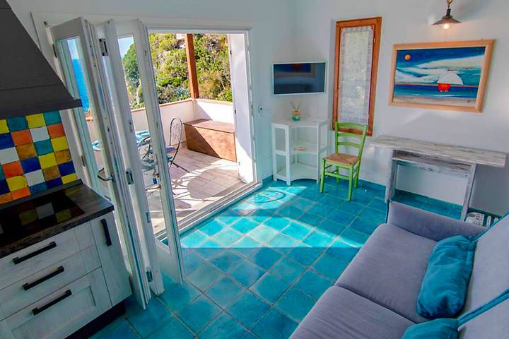 Ganze Wohnung, Ferienwohnung Terrazza Insel Elba mit Meerblick in Scaglieri, Portoferraio