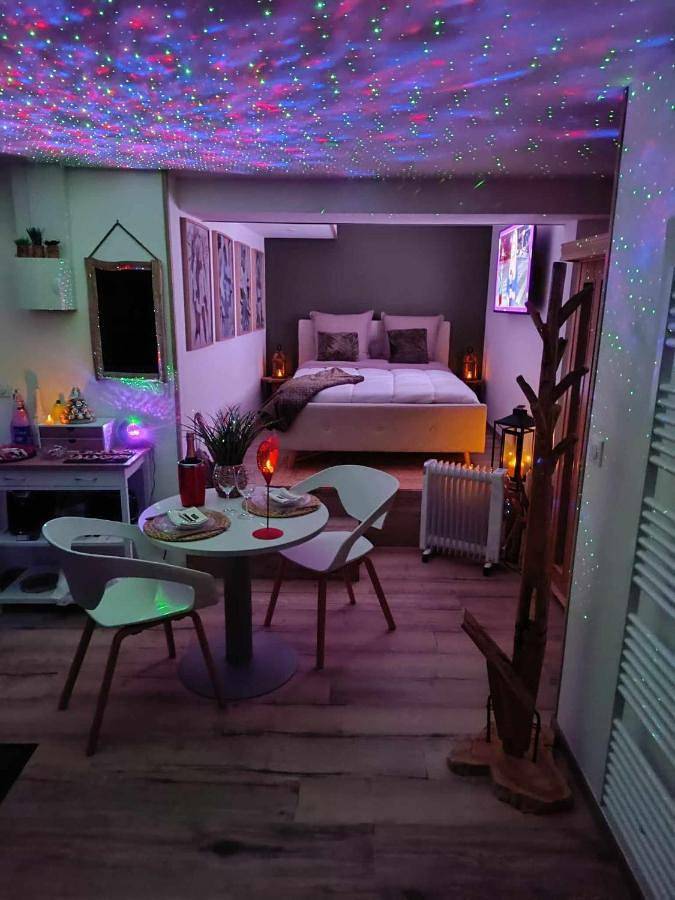 Superior Double Room in Étaples, Région de Montreuil