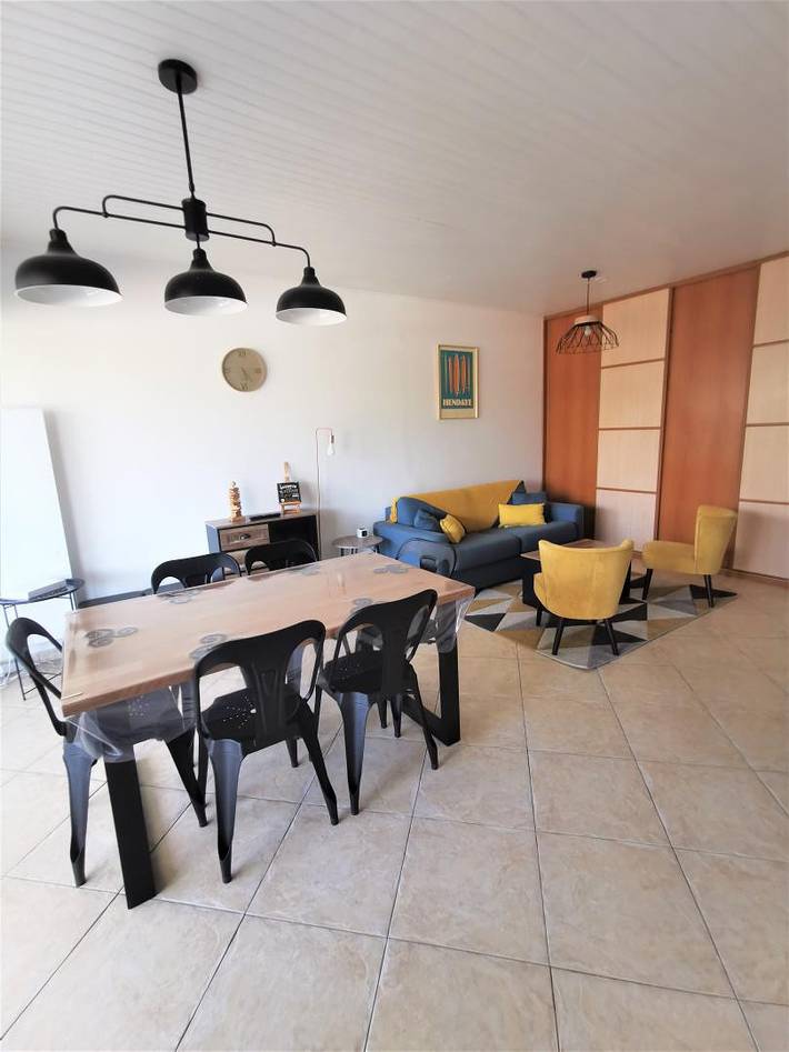 Gîte pour 5 personnes, avec terrasse ainsi que jardin et piscine à Ondres - 3