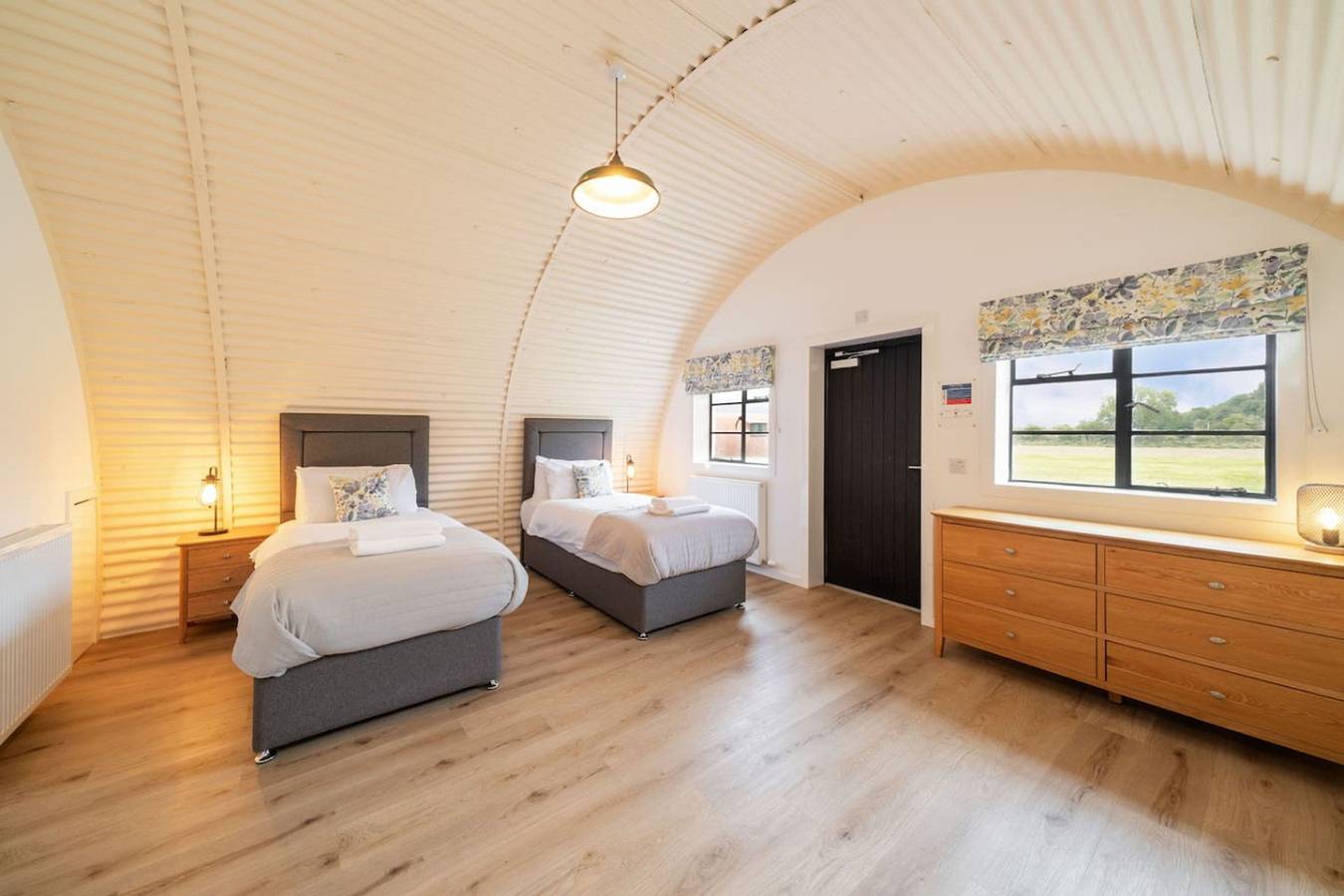 Ganzes Studio, Hut 38 at Cultybraggan Camp - Accessible in Perthshire