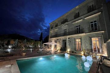 Gîte pour 40 personnes à Neffiès