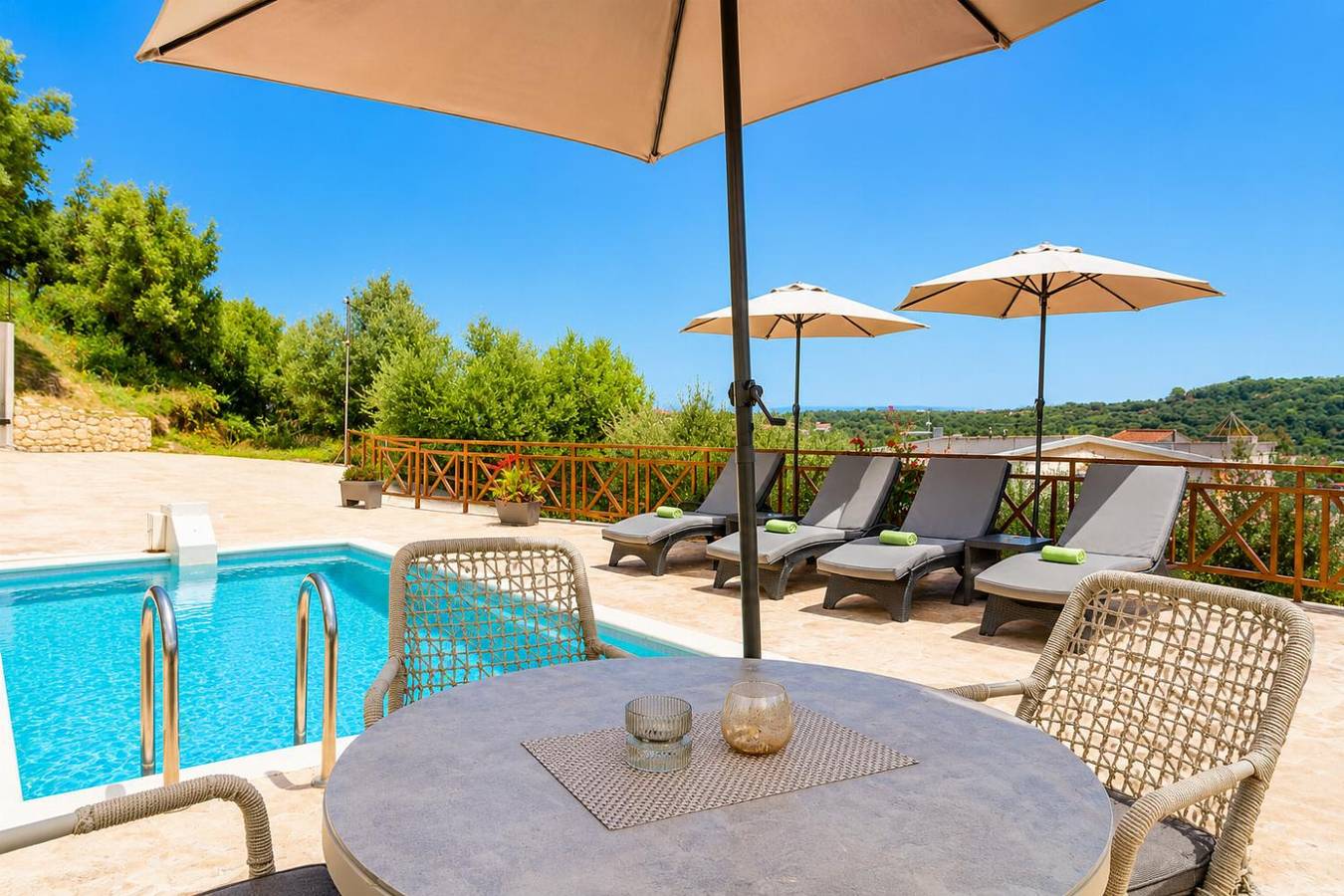 Villa Naisy in Planos, Zakynthos
