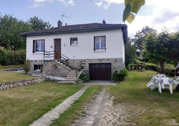 Gîte pour 6 personnes, avec jardin et terrasse, animaux acceptés dans Lac de Saint-Étienne-Cantalès - 3