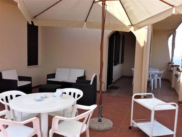 Gîte pour 6 personnes, avec balcon et vue, adapté aux familles dans Portu Maga - 2
