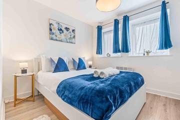 Holiday Apartment for 2 People in Coventry, Heart of England, Photo 1