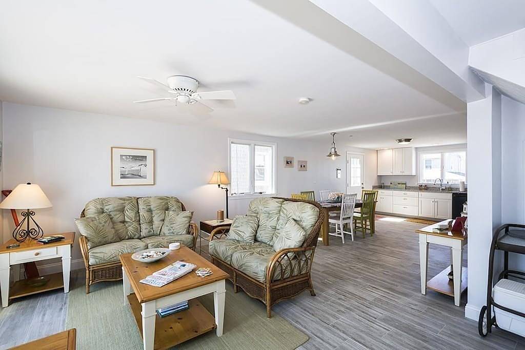4 Br / 2 Badestrandhaus. Direkt am Strand. Scituate Harbour zu Fuß erreichbar! in Scituate, Massachusetts