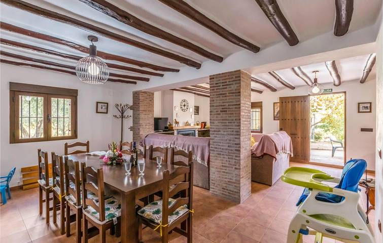 Stilvolle 145qm Wohnung: AC, Pool, Terrasse, Internet & Grill in Alcalá la Real, Sierras Subbéticas
