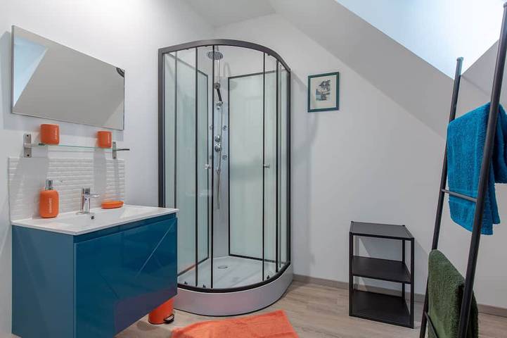 Location de vacances pour 3 personnes, avec terrasse et jardin à Chémery - 3