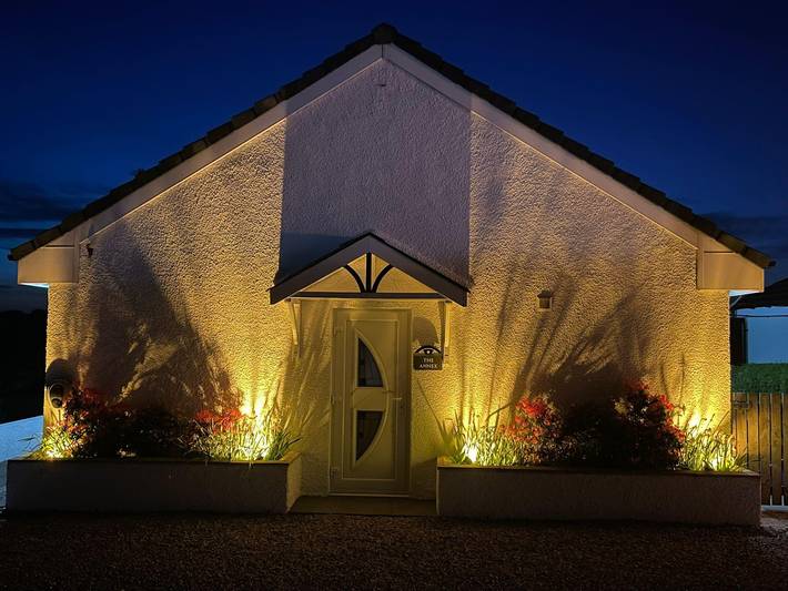 Holiday rental for 2 people, with balcony and garden in North West England