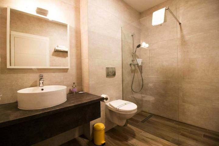 Gîte pour 2 personnes, avec terrasse et vue dans Cluj-Napoca - 3