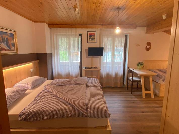 Gîte pour 4 personnes, avec jardin et vue, animaux acceptés à Selva di Cadore - 4