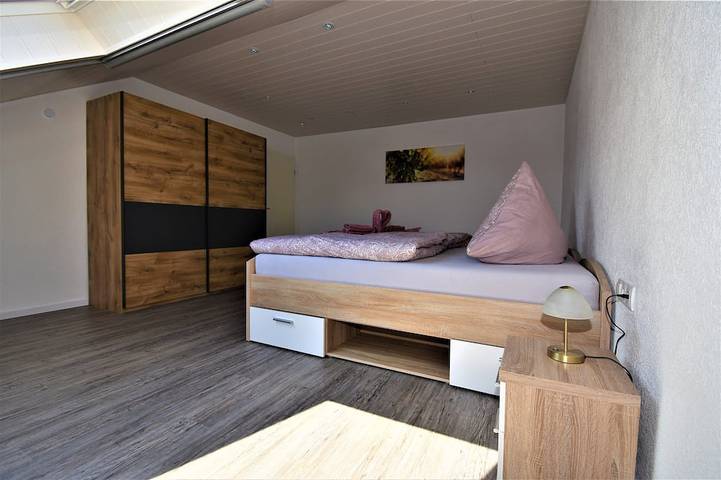 Ganze Wohnung, Fewo 4 - Erpolzheim in Pfälzer Rheinebene